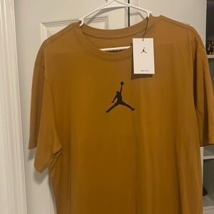 Jordan T-Shirt new with tags size large